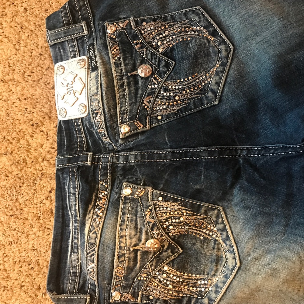 Miss me Woman's Capris